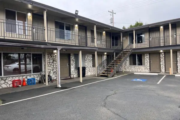 Anchor Bay Inn By OYO Reedsport
